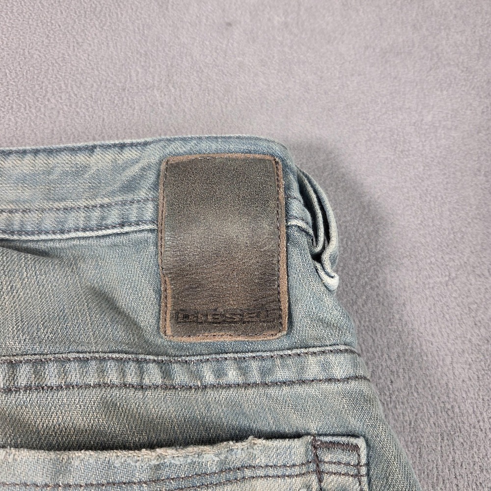 Diesel Jeans Mens 32x32 Thavar Light Wash Blue Slim Fit Distressed Made in Italy - Picture 3 of 10